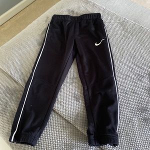 Nike black athletic pants kids 5/s